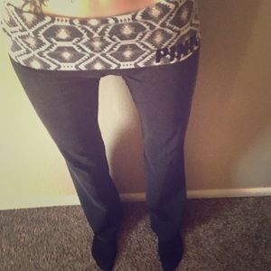 ⚜️ VS Pink yoga pants